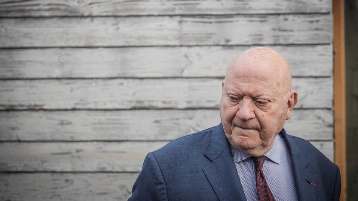 , Mort d’André Santini à 85 ans : l’emblématique maire d’Issy-les-Moulineaux et ancien ministre avait été réélu depuis son lit d’hôpital