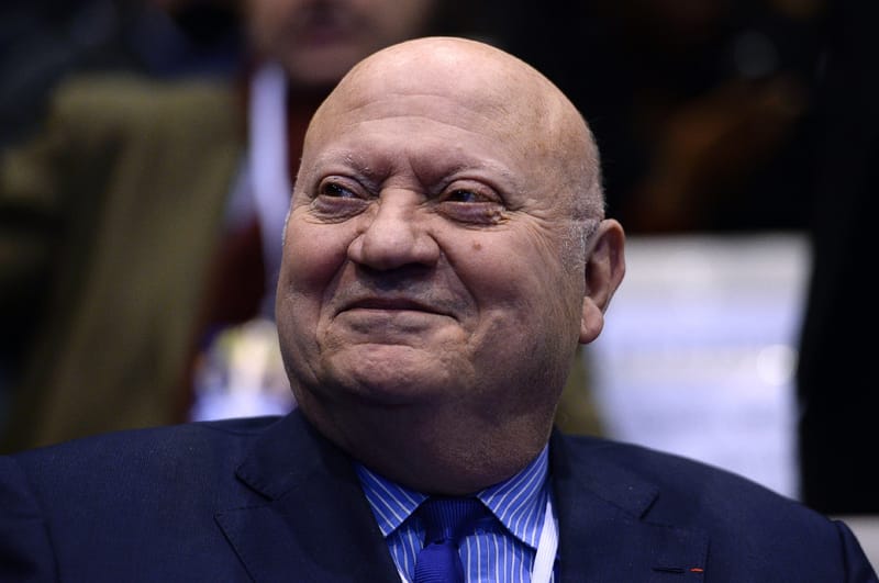 André Santini à Issy-les-Moulineaux, dans les Hauts-de-Seine, le 9 décembre 2015