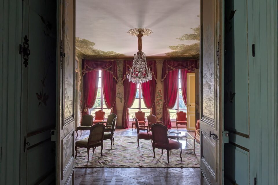 Le conservateur loue volontiers le château pour des tournages, quelle que soit la nature du projet, tant que ça reste dans le champ de la culture,