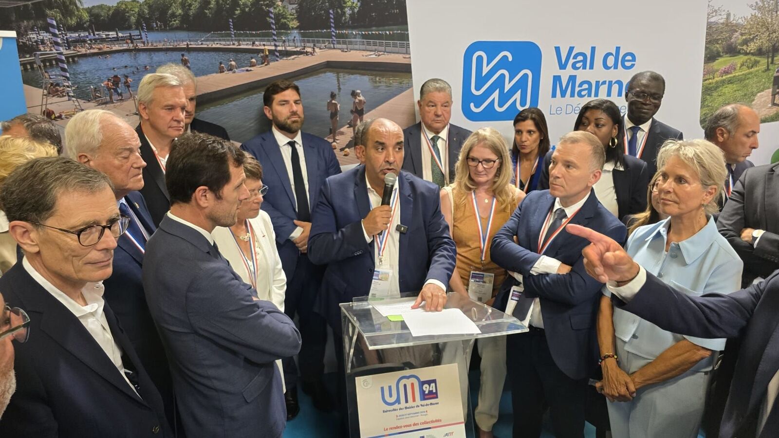 , Crise chez les maires du Val-de-Marne : deux candidats pour un seul fauteuil de président