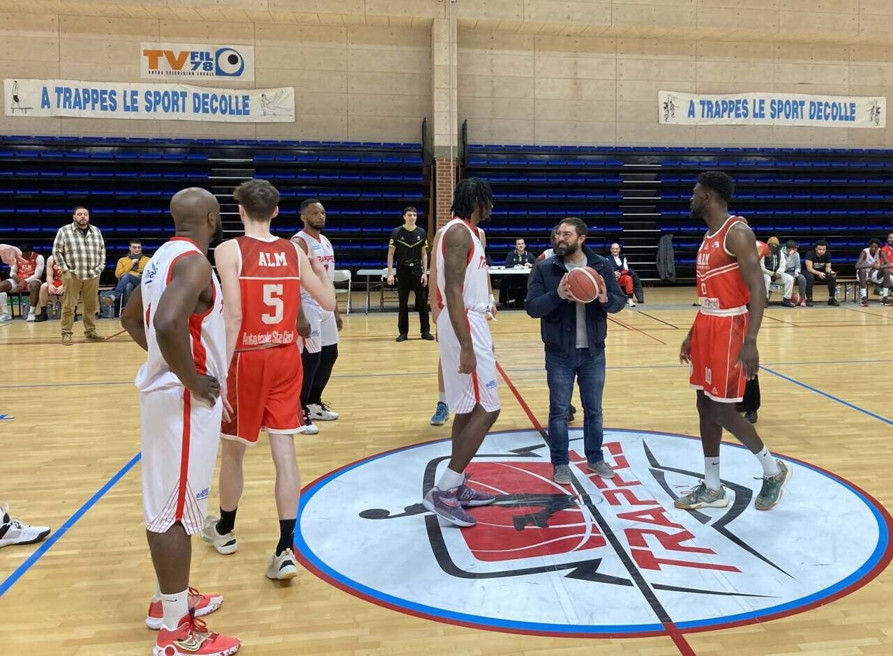 , « On balaie 90 ans d’histoire » : en conflit avec le maire, le club de basket de Trappes met la clé sous la porte