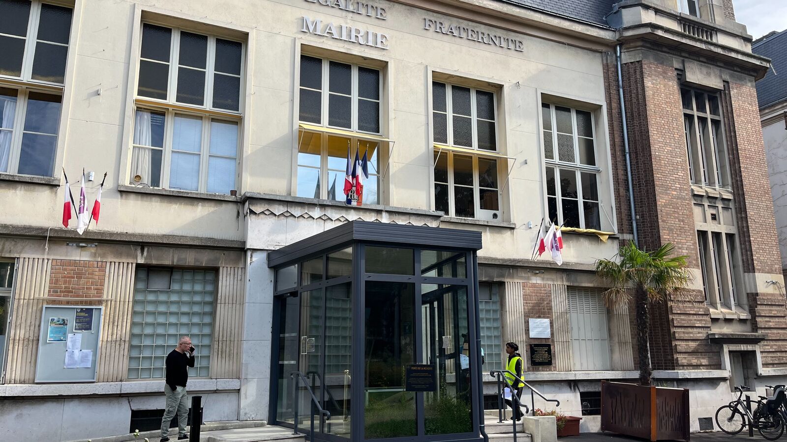 , Apr&egrave;s l&rsquo;annulation des &eacute;lections municipales &agrave; Noisy-le-Sec, indiff&eacute;rence et col&egrave;re : &laquo; le maire est une victime &raquo;